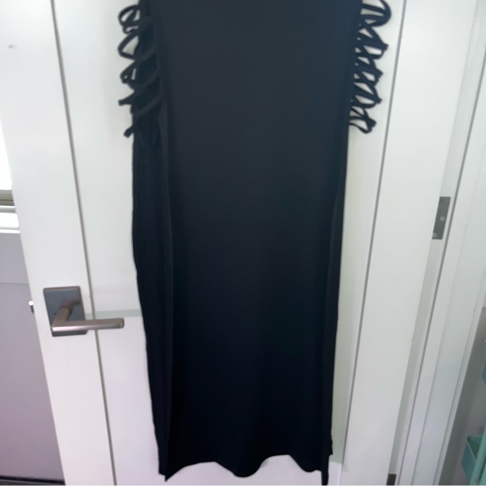 Sleeveless Open Sided Maxi Black Dress - Picture 7 of 15